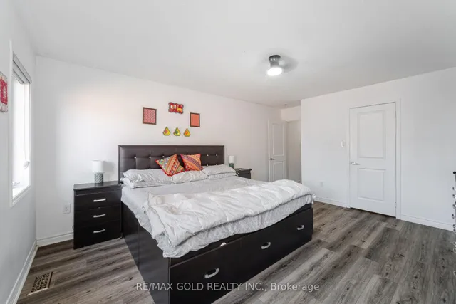 Additional image 21 of 13 Redfern St