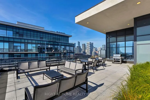 Additional image 31 of 460 Adelaide St Unit PH 216