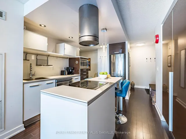 Additional image 8 of 38 Dan Leckie Way Unit 1603