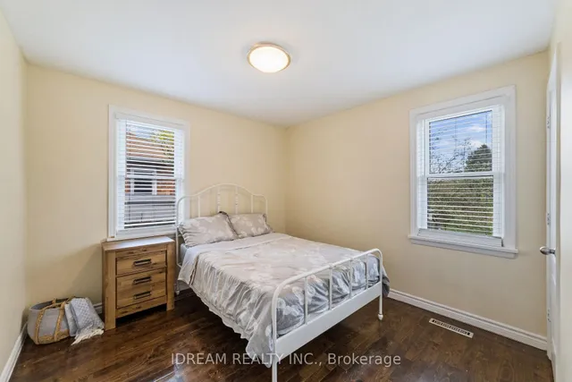 Additional image 17 of 33 Alderney Ave