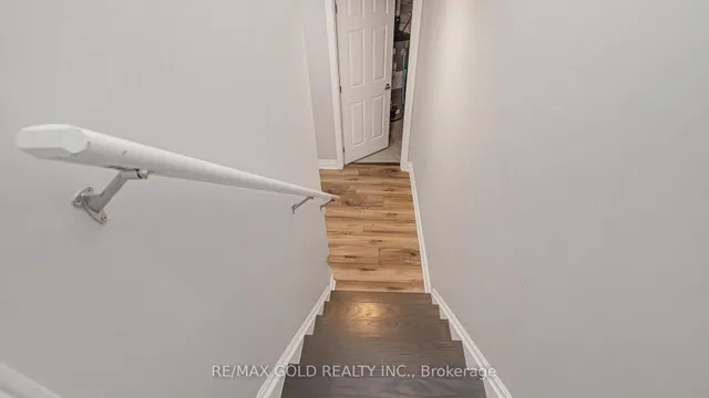 Additional image 36 of 5 Lola Cres