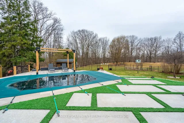 Additional image 43 of 46 Zellens Rd