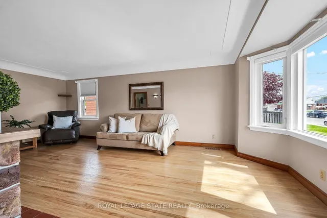 Additional image 4 of 138 East 33rd St