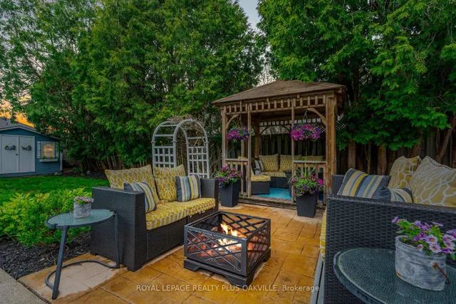 Additional image 37 of 548 Regina Dr