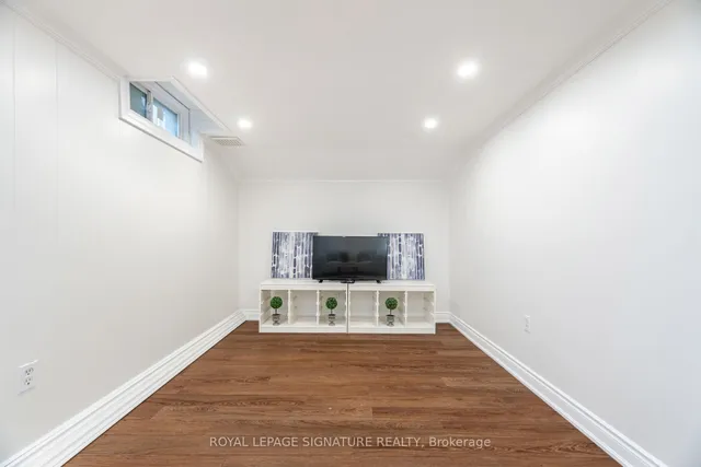 Additional image 20 of 620 Forestwood Cres