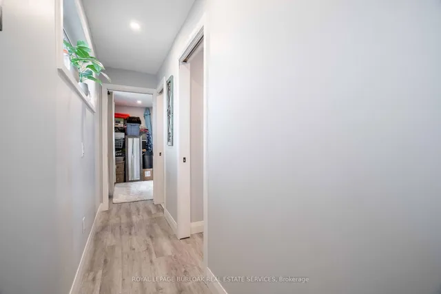 Additional image 40 of 8 Banff Dr