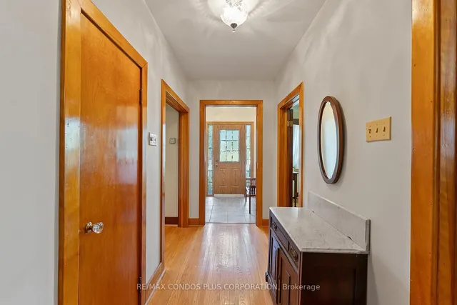 Additional image 2 of 219 King St