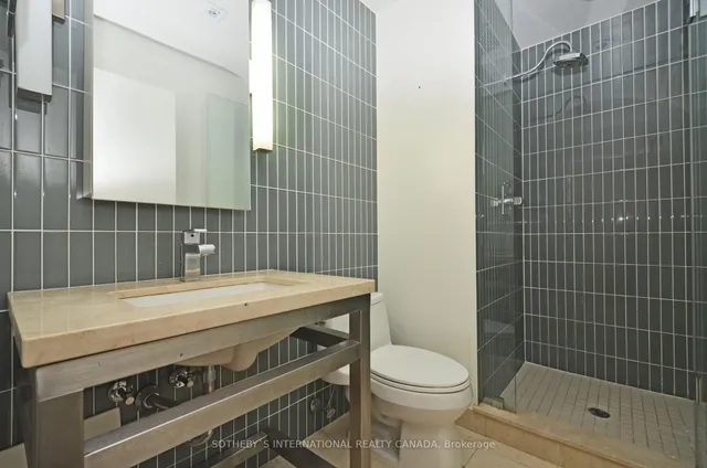 Additional image 15 of 80 John St Unit 2303