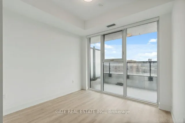 Additional image 13 of 20 In on the Park Dr Unit 1730