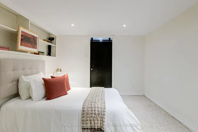 Additional image 41 of 10 Vermont Ave