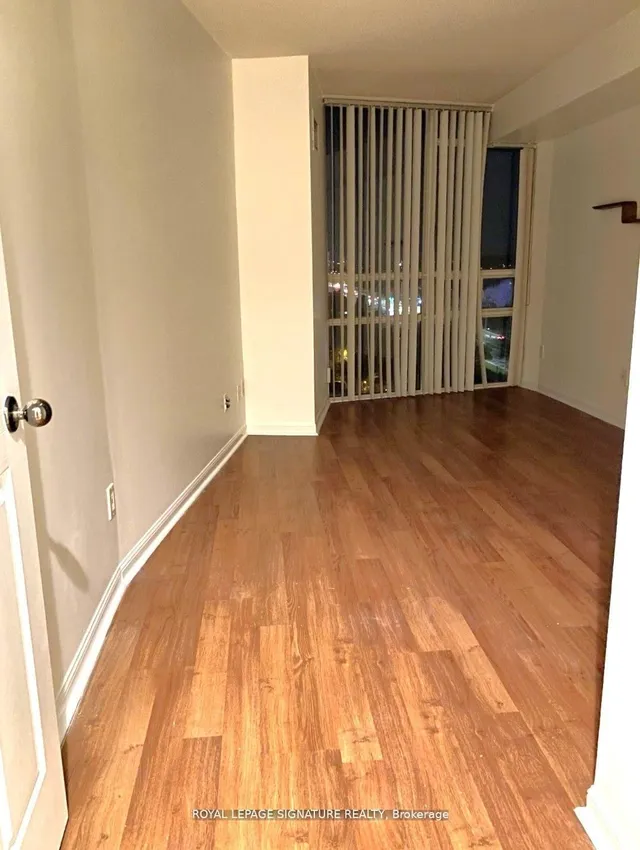 Additional image 4 of 50 Eglinton Ave Unit 1010