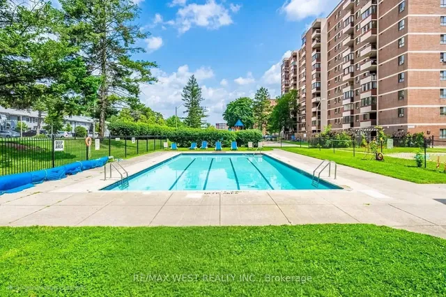 Additional image 45 of 1615 Bloor St Unit 1001