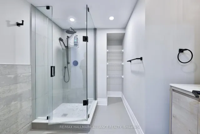 Additional image 36 of 2309 Dunedin Rd