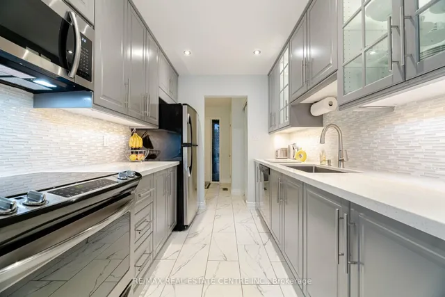 Additional image 15 of 24 Acadian Hts