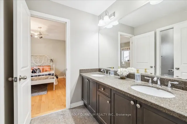 Additional image 36 of 46 Woodhouse St