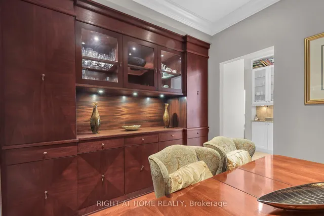 Additional image 18 of 636 Wellington St