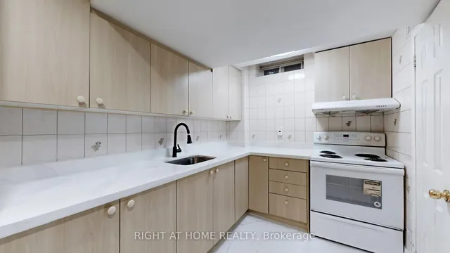 Additional image 36 of 16 Graybark Cres