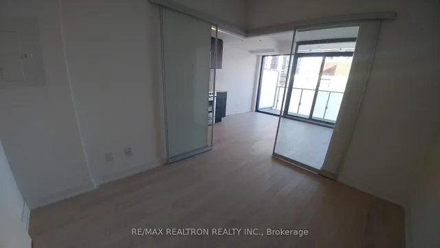 Additional image 21 of 25 Richmond St Unit 1414