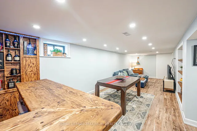 Additional image 25 of 2113 Keele St