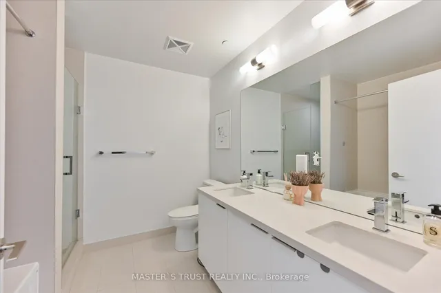 Additional image 22 of 8 Eglinton Ave Unit Ph 5801