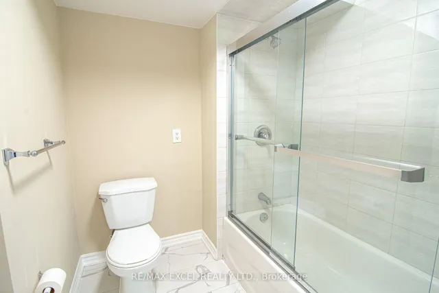 Primary image of 71 Rocky Mountain Cres