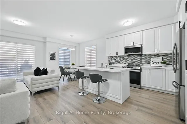 Additional image 14 of 465 Dundas St