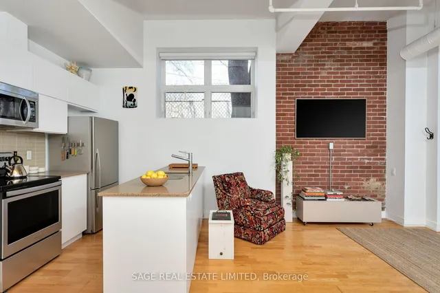 Additional image 19 of 152 Annette St Unit 103