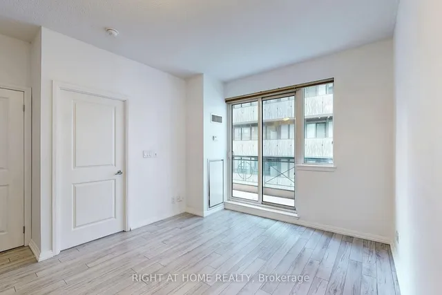 Additional image 11 of 35 Hayden St Unit 1216