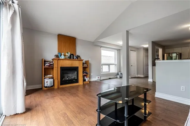 Additional image 12 of 230 Activa Ave