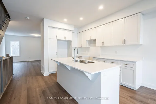 Additional image 17 of 18 Clear Valley Lane