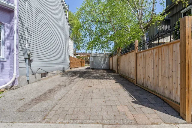 Additional image 40 of 458-460 Gerrard St