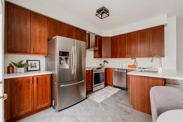 Additional image 13 of 809 Trudeau Dr