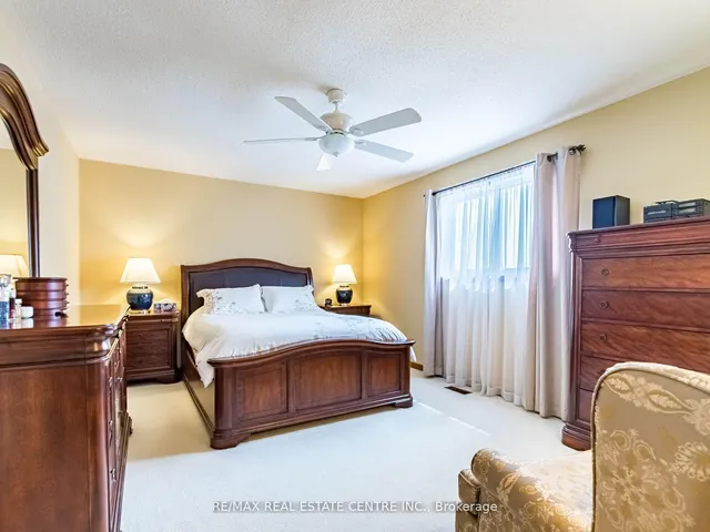 Additional image 25 of 34 Inverary Dr