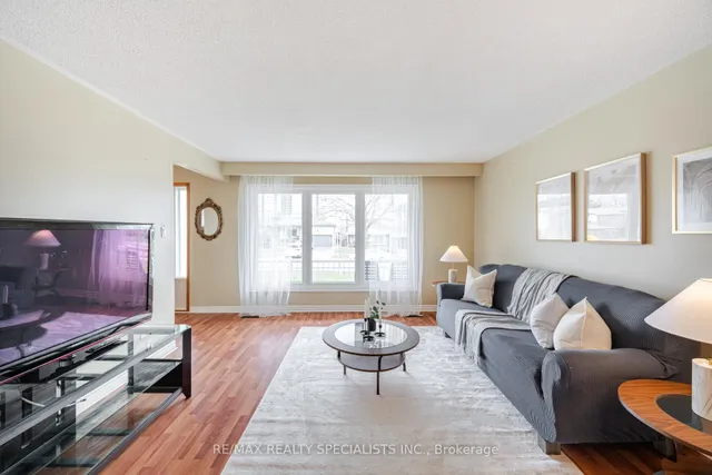 Additional image 5 of 523 Silver Creek Blvd