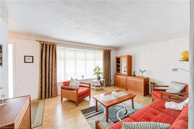 Additional image 5 of 53 Kingswood Dr