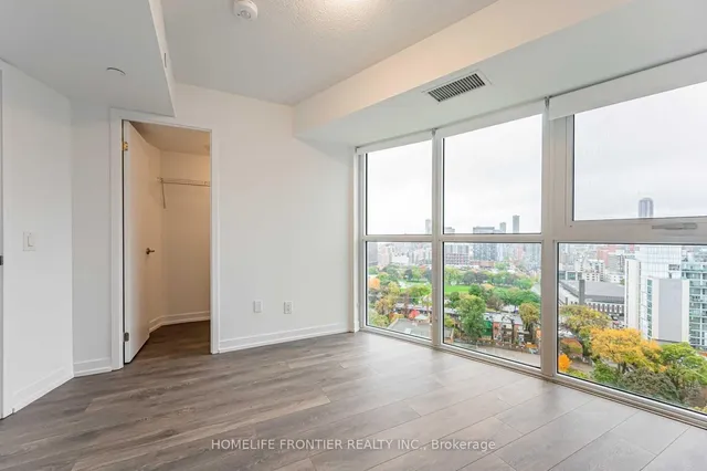 Additional image 16 of 219 Dundas St Unit 1903