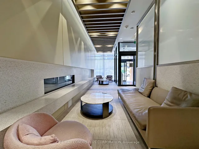 Additional image 11 of 19 Western Battery Rd Unit 909