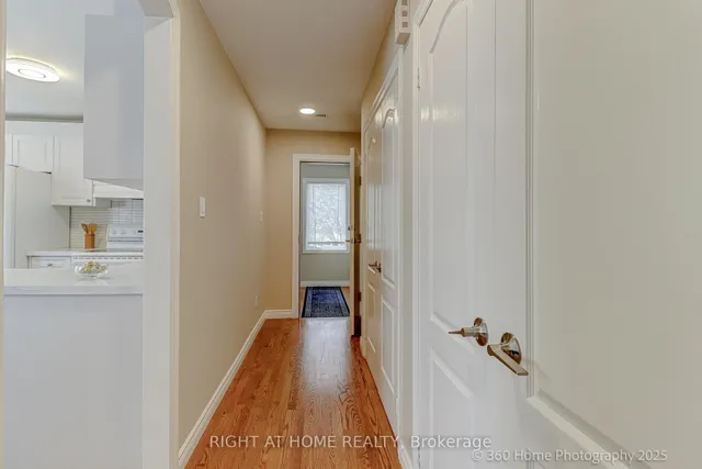 Additional image 24 of 274 Pharmacy Ave