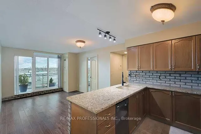 Additional image 15 of 2121 Lake Shore Blvd Unit 1203