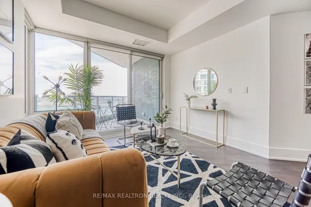 Additional image 35 of 1 Edgewater Dr Unit 719