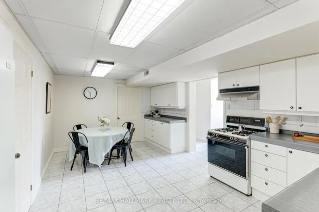 Additional image 26 of 44 Arkona Dr