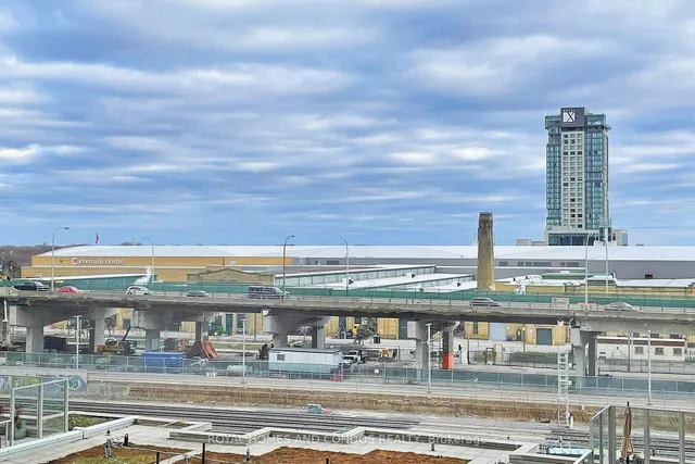 Additional image 29 of 85 East Liberty St Unit 610