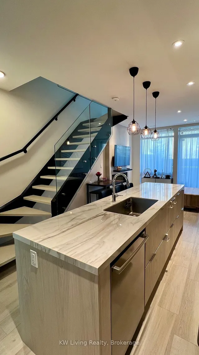 Additional image 6 of 32 Sonic Way