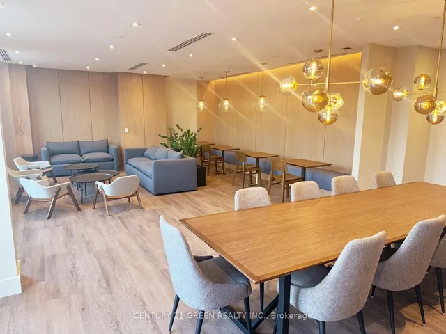 Additional image 8 of 1440 Clarriage Crt Unit 309