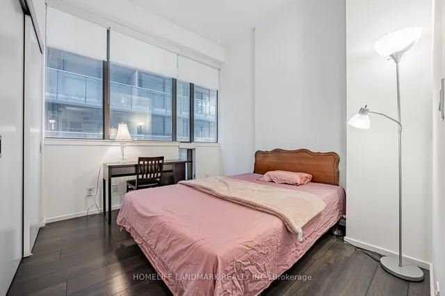 Additional image 21 of 8 Charlotte St Unit 602