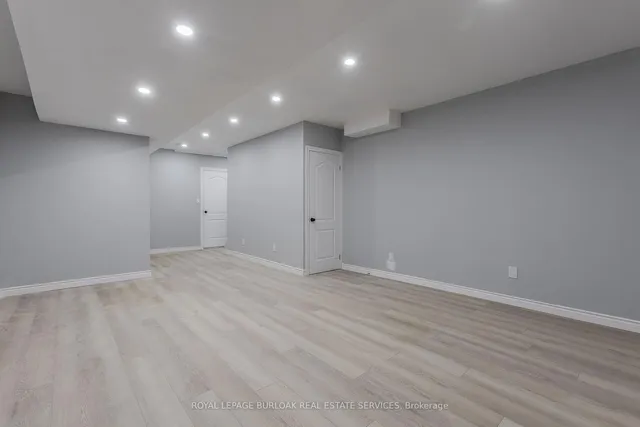 Additional image 33 of 1326 Treeland St