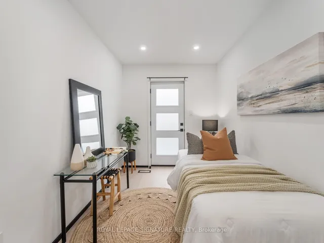 Additional image 29 of 186 Oak Park Ave