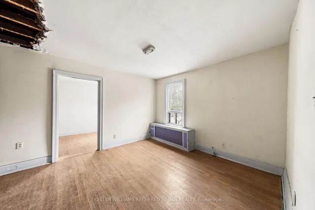 Additional image 33 of 69 Montrose Ave