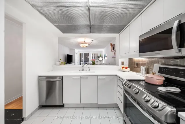 Additional image 11 of 18 Hollywood Ave Unit 206