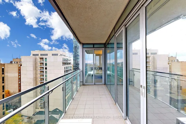 Additional image 18 of 55 Scollard St Unit 1401